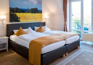 Hotel Hohe Wacht KG