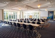 Hotel Hohe Wacht KG